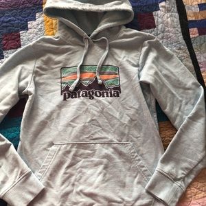 Patagonia organic cotton sweatshirt. Size small